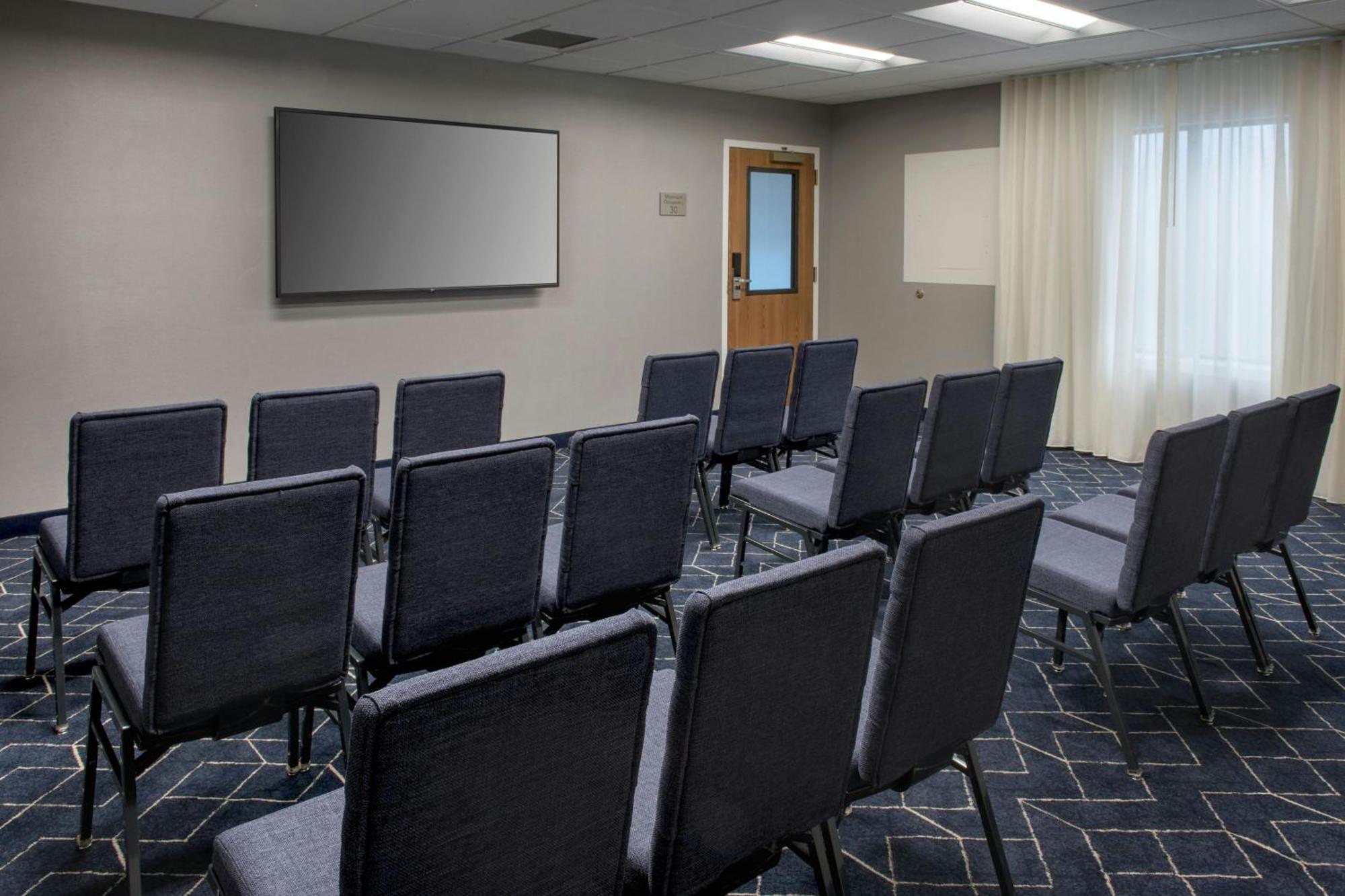 Courtyard By Marriott Silver Spring North/White Oak Exterior foto